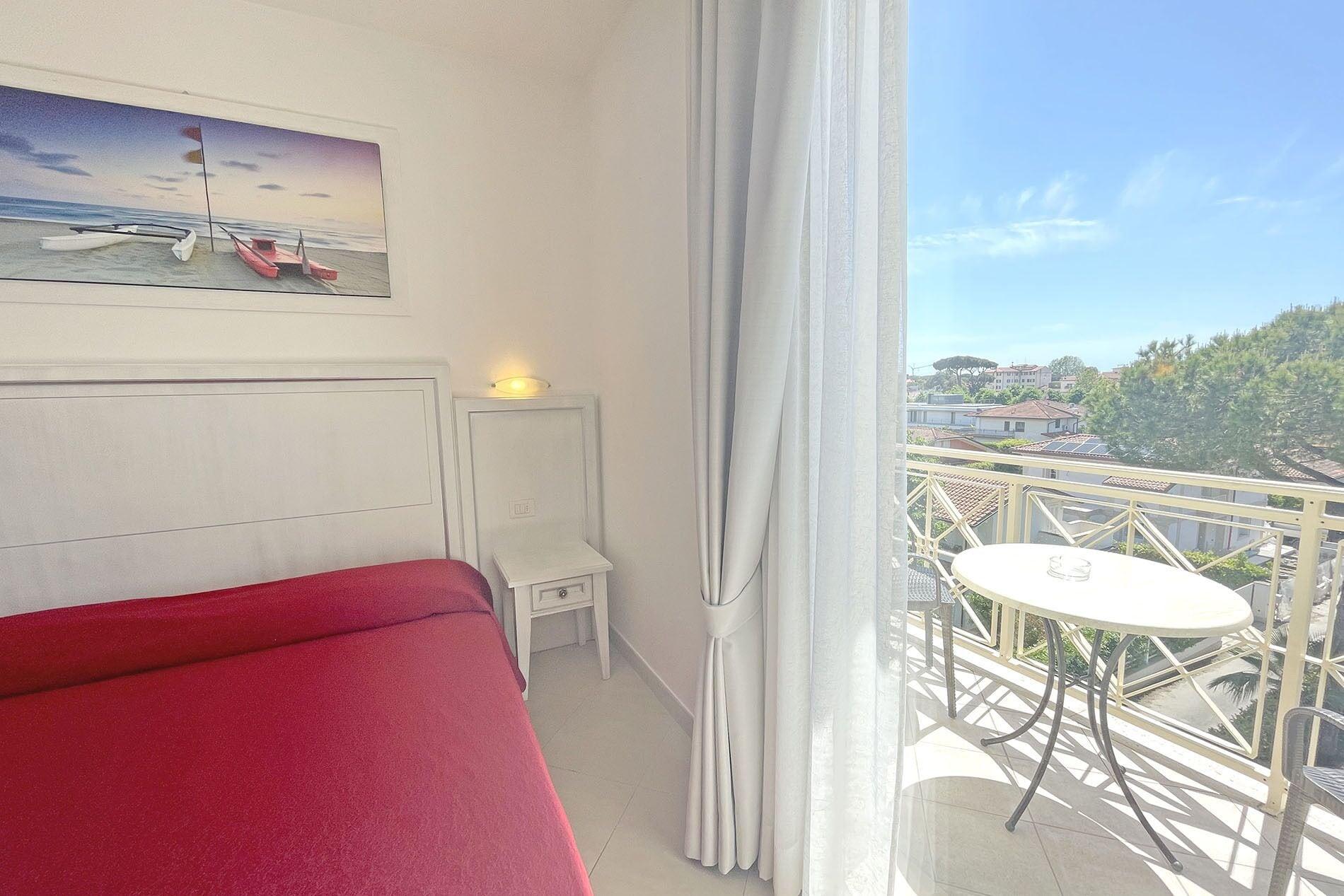 Hotel Pigalle Форте-дей-Мармі Екстер'єр фото